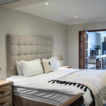 Sea Castle Hotel Camps Bay 케이프타운 외부 사진